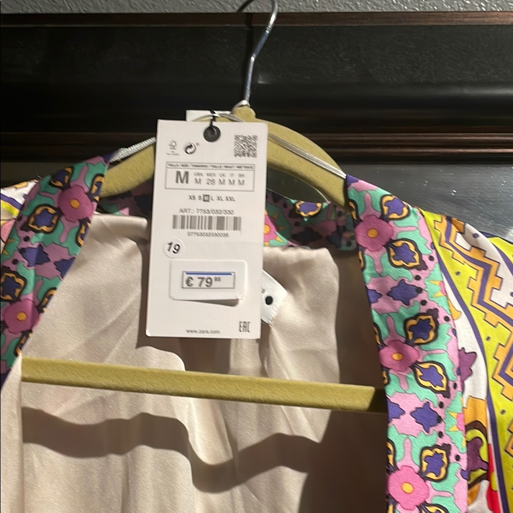 Zara Multicolor Patterned Robe - Picture 3 of 4